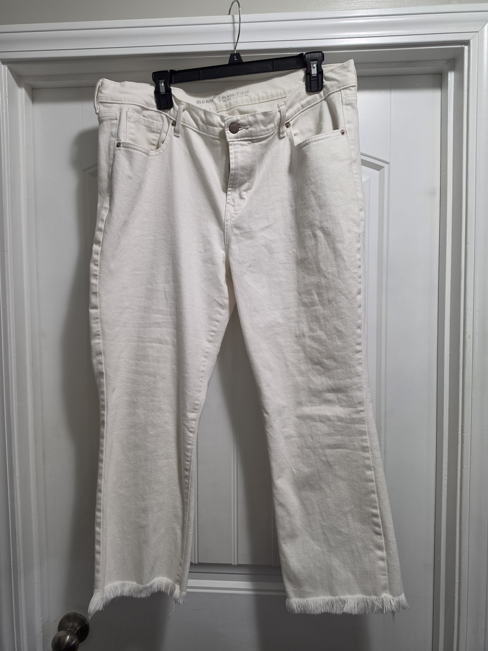 Old Navy White Cropped Flare Raw-Hem Jeans